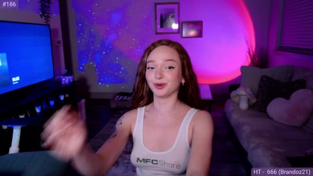 Gallery image thumbnail from Fiona's myfreecams stream on, 06/24/2024, 11:11 image 7 of 20