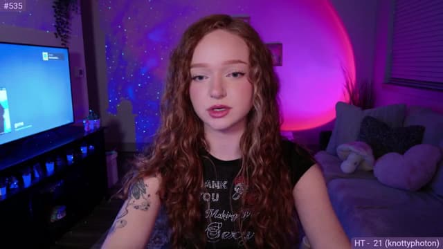 Gallery image thumbnail from Fiona's myfreecams stream on, 07/04/2024, 10:35 image 3 of 20