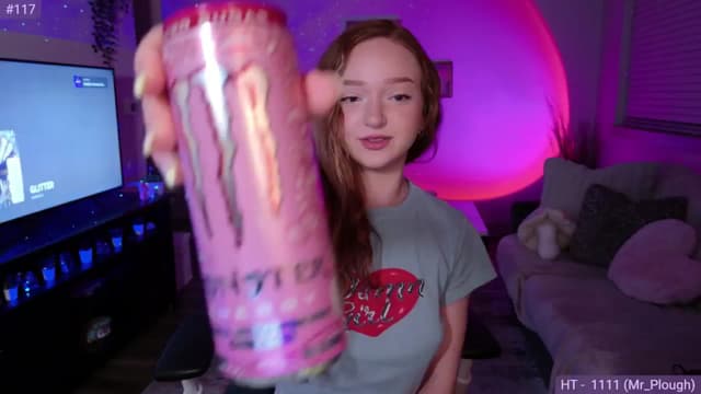 Gallery image thumbnail from Fiona's myfreecams stream on, 07/11/2024, 11:30 image 3 of 20