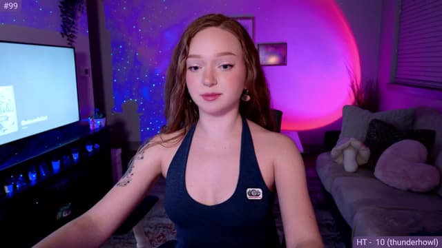 Gallery image thumbnail from Fiona's myfreecams stream on, 07/12/2024, 08:08 image 3 of 20