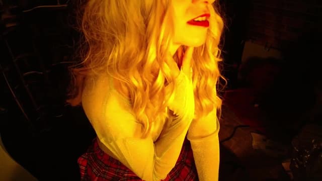 Gallery image thumbnail from H0NEY's myfreecams stream on, 11/20/2025, 23:52 image 9 of 20