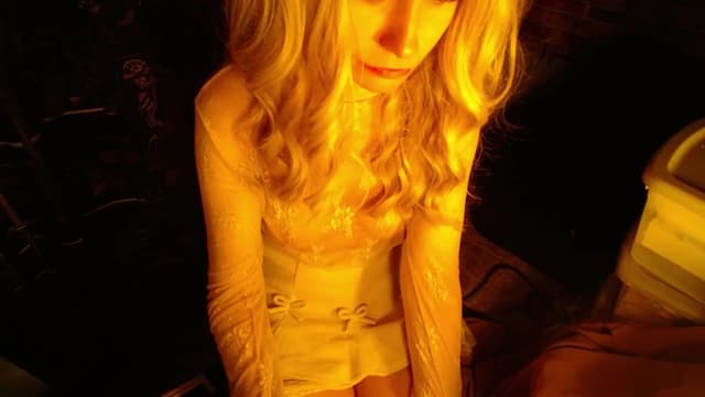 Gallery image thumbnail from H0NEY's myfreecams stream on, 12/03/2025, 13:40 image 4 of 20