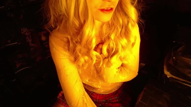 Gallery image thumbnail from H0NEY's myfreecams stream on, 12/20/2025, 05:40 image 18 of 20