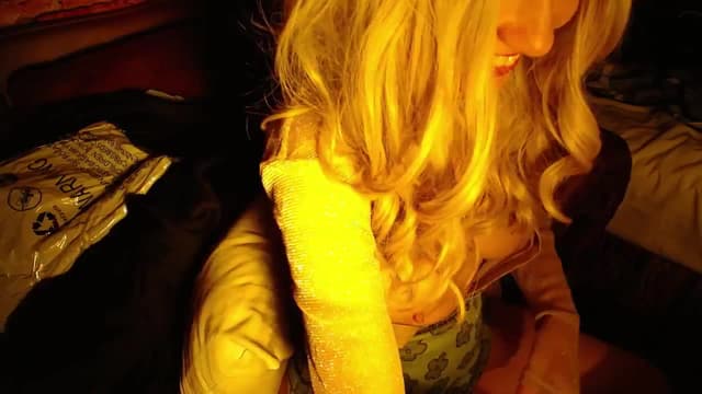 Gallery image thumbnail from H0NEY's myfreecams stream on, 03/17/2026, 15:03 image 14 of 20