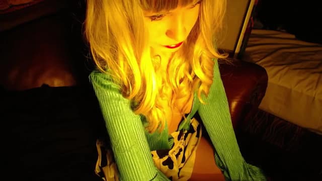 Gallery image thumbnail from H0NEY's myfreecams stream on, 04/04/2026, 13:07 image 6 of 20