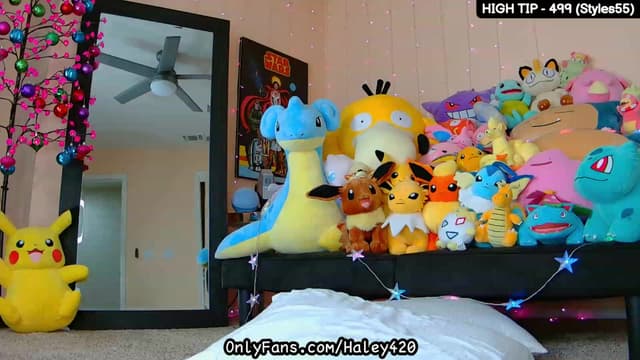 Gallery image thumbnail from HALEY's myfreecams stream on, 12/31/2023, 02:38 image 11 of 20