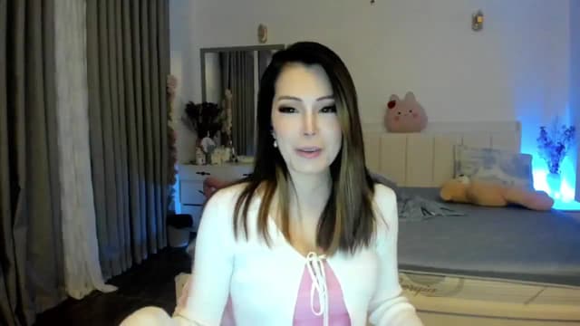 Gallery image thumbnail from Haru_'s myfreecams stream on, 08/13/2025, 05:33 image 9 of 20