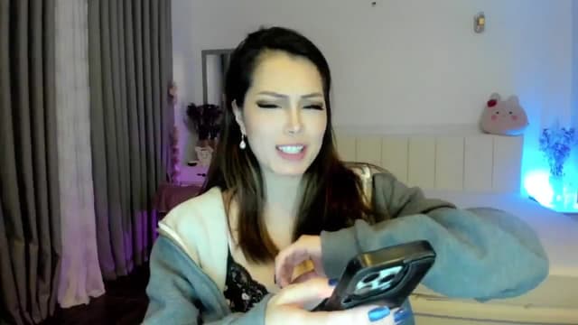 Gallery image thumbnail from Haru_'s myfreecams stream on, 08/31/2025, 06:58 image 12 of 20