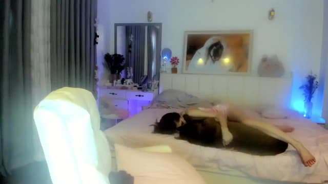 Gallery image thumbnail from Haru_'s myfreecams stream on, 10/25/2025, 06:34 image 18 of 20