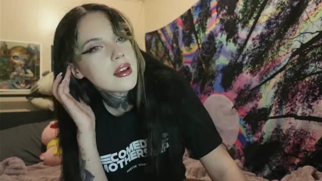 Gallery image thumbnail from Hxzel's myfreecams stream on, 07/03/2024, 04:11 image 5 of 20