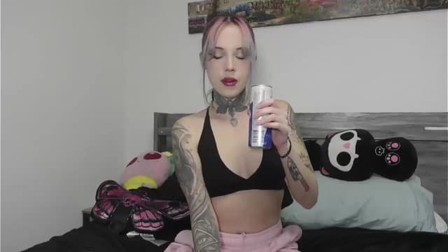 Gallery image thumbnail from Hxzel's myfreecams stream on, 03/25/2026, 03:09 image 16 of 20