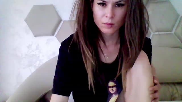 Gallery image thumbnail from Isa__'s myfreecams stream on, 05/31/2023, 07:46 image 3 of 20
