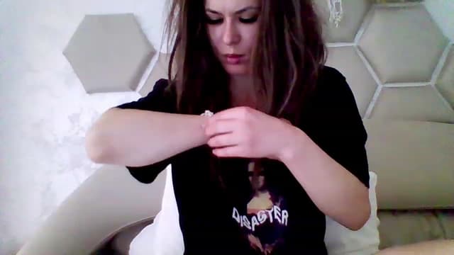 Gallery image thumbnail from Isa__'s myfreecams stream on, 05/31/2023, 07:46 image 12 of 20