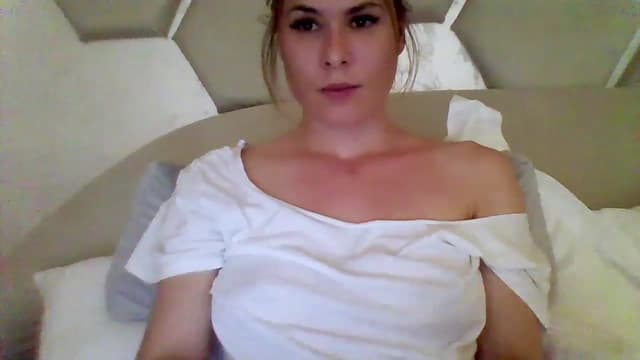 Gallery image thumbnail from Isa__'s myfreecams stream on, 07/28/2023, 22:44 image 19 of 20