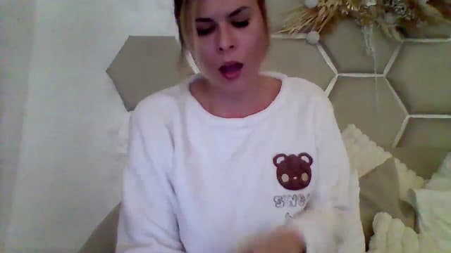 Gallery image thumbnail from Isa__'s myfreecams stream on, 10/22/2023, 21:41 image 16 of 20