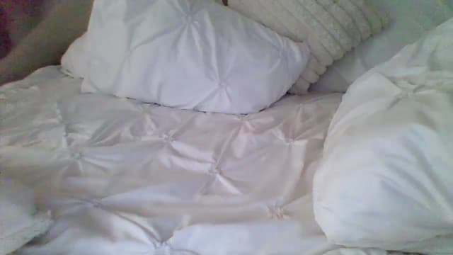 Gallery image thumbnail from Isa__'s myfreecams stream on, 09/27/2024, 06:43 image 5 of 20