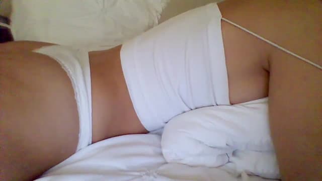 Gallery image thumbnail from Isa__'s myfreecams stream on, 10/18/2024, 21:45 image 13 of 20