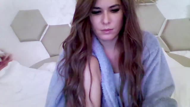 Gallery image thumbnail from Isa__'s myfreecams stream on, 10/26/2024, 20:09 image 2 of 20