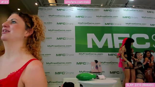 Gallery image thumbnail from ItsLo's myfreecams stream on, 01/07/2023, 01:27 image 20 of 20