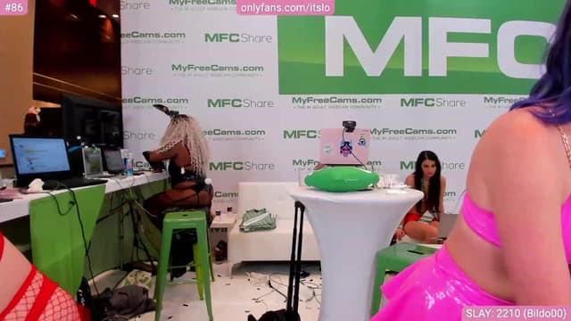 Gallery image thumbnail from ItsLo's myfreecams stream on, 01/07/2023, 03:19 image 12 of 20