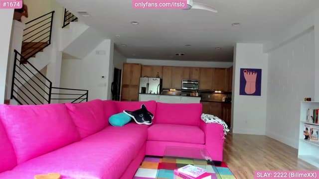 Gallery image thumbnail from ItsLo's myfreecams stream on, 05/09/2023, 20:09 image 19 of 20