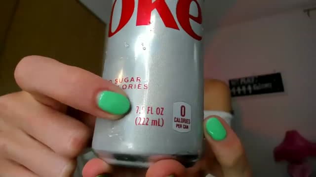 Gallery image thumbnail from ItsLo's myfreecams stream on, 05/15/2023, 21:10 image 13 of 20