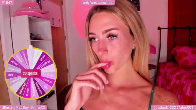 Gallery image thumbnail from ItsLo's myfreecams stream on, 07/07/2023, 03:09 image 3 of 20