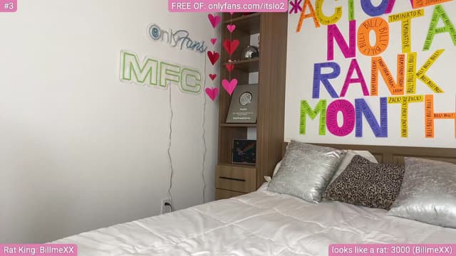 Gallery image thumbnail from ItsLo's myfreecams stream on, 03/25/2025, 01:23 image 11 of 20