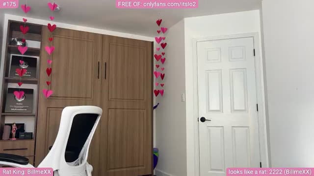 Gallery image thumbnail from ItsLo's myfreecams stream on, 09/22/2025, 22:01 image 20 of 20