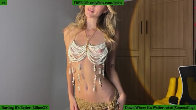 Gallery image thumbnail from ItsLo's myfreecams stream on, 03/08/2026, 01:20 image 15 of 20