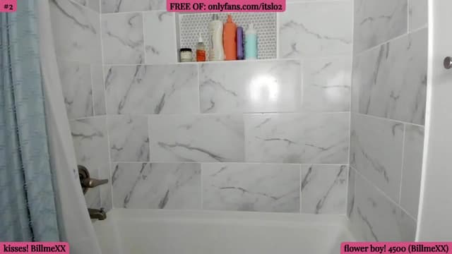 Gallery image thumbnail from ItsLo's myfreecams stream on, 03/14/2026, 01:14 image 18 of 20
