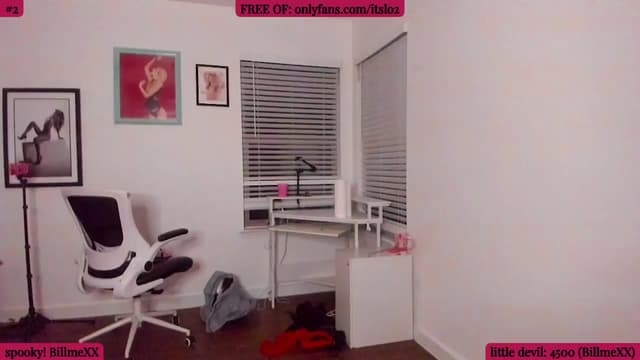 Gallery image thumbnail from ItsLo's myfreecams stream on, 03/27/2026, 03:37 image 19 of 20
