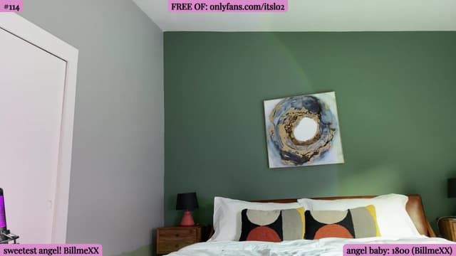 Gallery image thumbnail from ItsLo's myfreecams stream on, 06/03/2026, 24:14 image 18 of 20