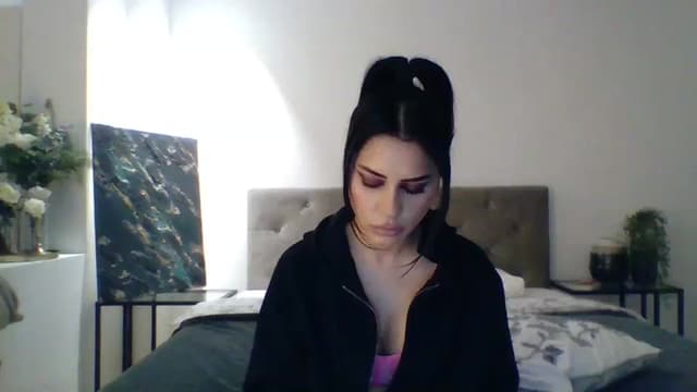 Gallery image thumbnail from ItsMe's myfreecams stream on, 11/03/2023, 12:11 image 2 of 20
