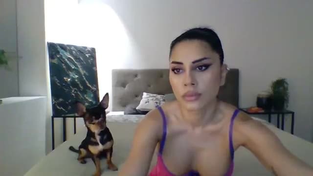 Gallery image thumbnail from ItsMe's myfreecams stream on, 11/15/2023, 11:16 image 2 of 20