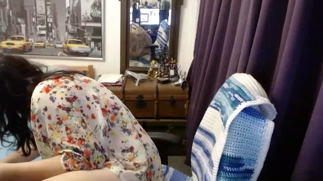 Gallery image thumbnail from JLori's myfreecams stream on, 11/28/2022, 16:06 image 12 of 20