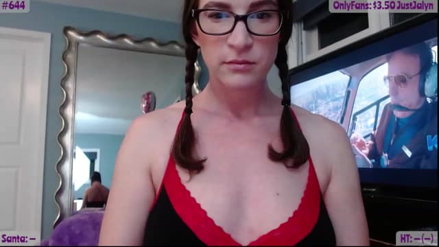 Gallery image thumbnail from Jalyn's myfreecams stream on, 12/06/2022, 01:54 image 1 of 20