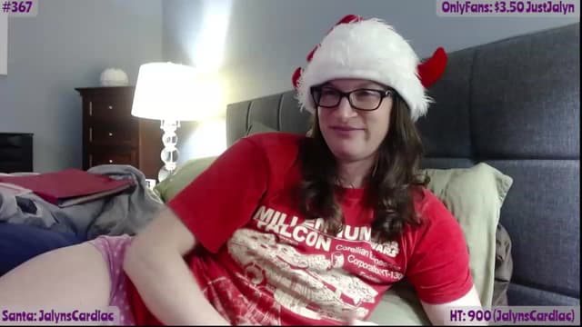 Gallery image thumbnail from Jalyn's myfreecams stream on, 12/21/2022, 24:01 image 15 of 20