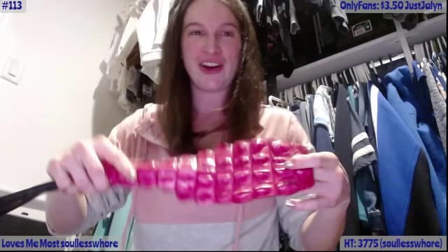 Gallery image thumbnail from Jalyn's myfreecams stream on, 01/26/2023, 24:05 image 12 of 20