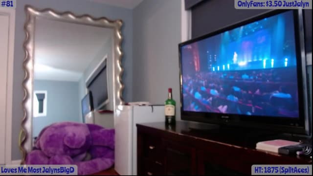 Gallery image thumbnail from Jalyn's myfreecams stream on, 02/04/2023, 02:09 image 15 of 20