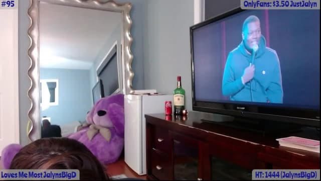 Gallery image thumbnail from Jalyn's myfreecams stream on, 02/15/2023, 02:07 image 20 of 20