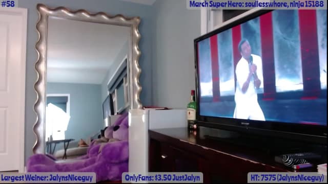 Gallery image thumbnail from Jalyn's myfreecams stream on, 03/14/2023, 01:16 image 11 of 20