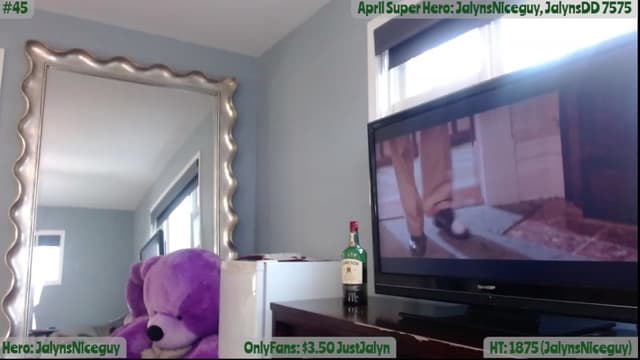 Gallery image thumbnail from Jalyn's myfreecams stream on, 04/05/2023, 23:51 image 12 of 20