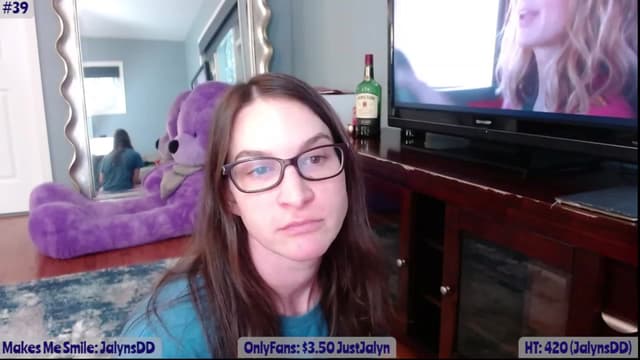 Gallery image thumbnail from Jalyn's myfreecams stream on, 04/19/2023, 23:19 image 18 of 20