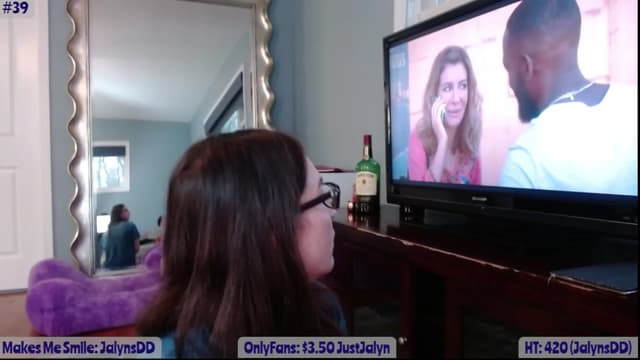 Gallery image thumbnail from Jalyn's myfreecams stream on, 04/19/2023, 23:19 image 16 of 20