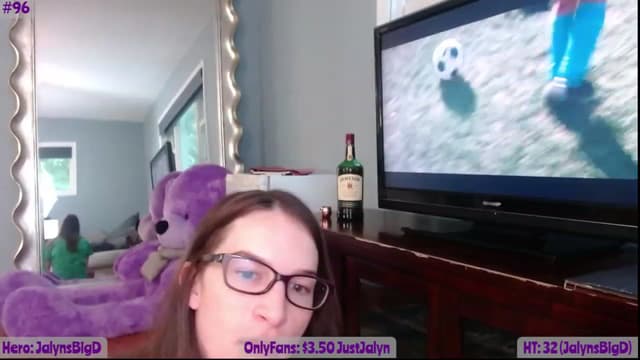 Gallery image thumbnail from Jalyn's myfreecams stream on, 06/07/2023, 24:11 image 14 of 20
