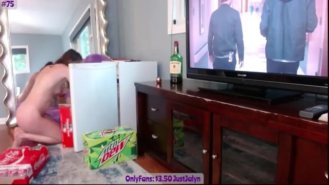 Gallery image thumbnail from Jalyn's myfreecams stream on, 07/01/2023, 16:57 image 10 of 20