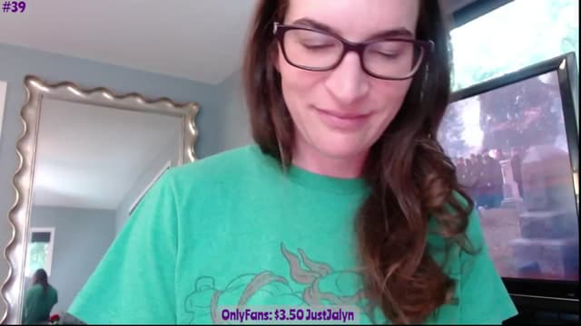 Gallery image thumbnail from Jalyn's myfreecams stream on, 07/01/2023, 16:57 image 13 of 20