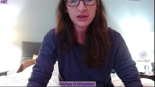 Gallery image thumbnail from Jalyn's myfreecams stream on, 07/16/2023, 13:50 image 18 of 20