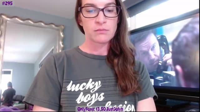 Gallery image thumbnail from Jalyn's myfreecams stream on, 08/05/2023, 20:06 image 17 of 20